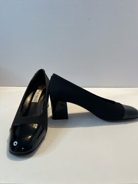 New Mila Paoli Black Patent Cap-Toe Block Heel Pumps - Sleek Court Style